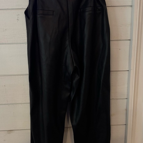 Lucy Paris Faux Leather Paperbag High Waist Ankle Pants Black - Picture 4 of 16